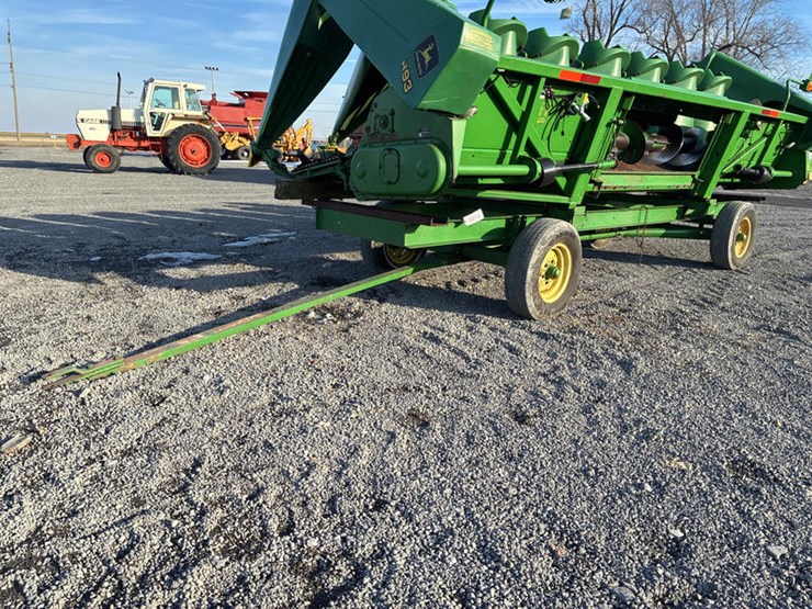 john-deere-7-image-1