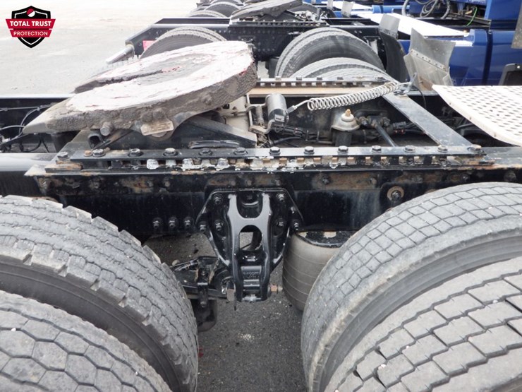 2022-kenworth-t680-image-7