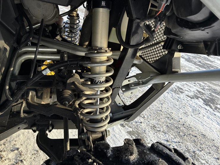 john-deere-gator-image-26