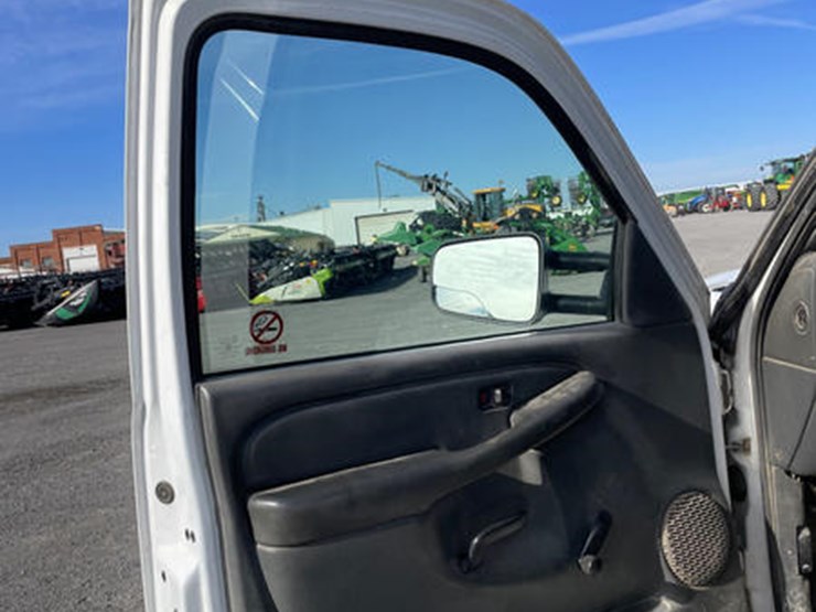 2007-chevrolet-2500hd-image-29