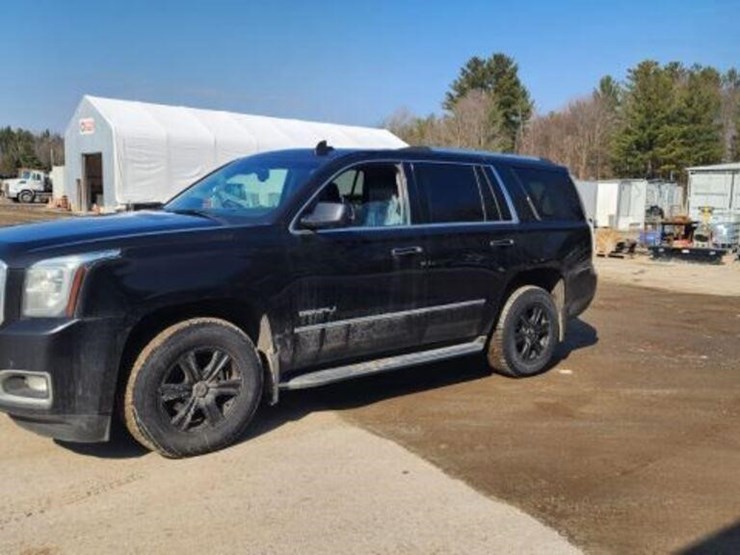 2016-gmc-yukon-denali-image-1