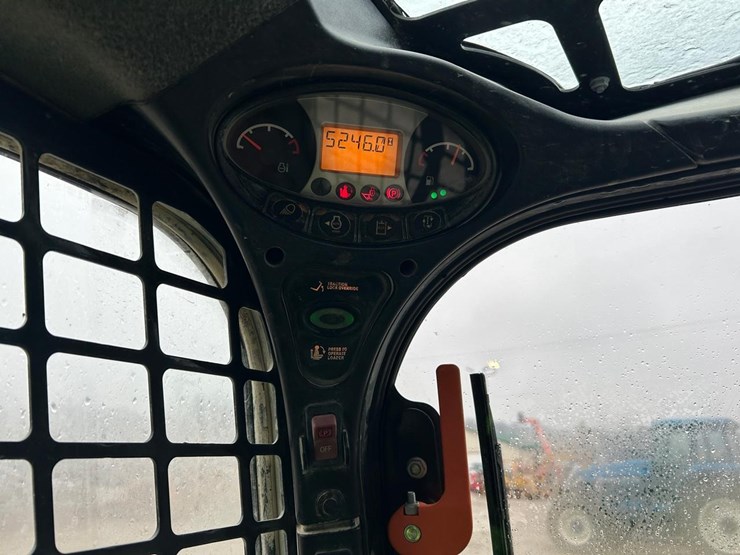 2019-bobcat-t870-image-21