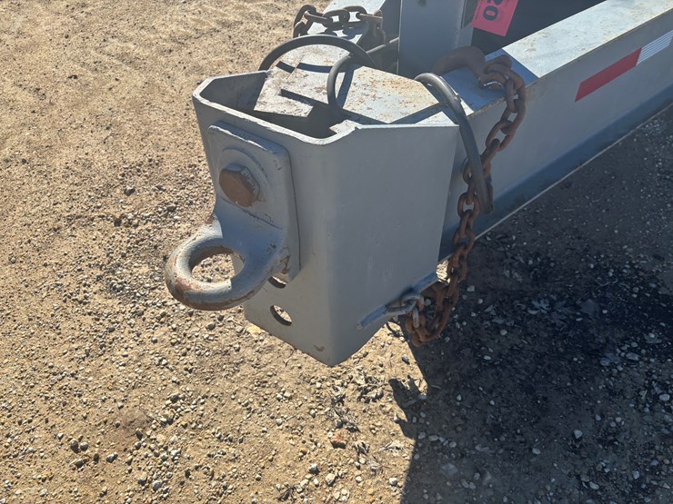 #2320-•-2008-interstate-30'-tri-axle-equipment-trailer-image-25