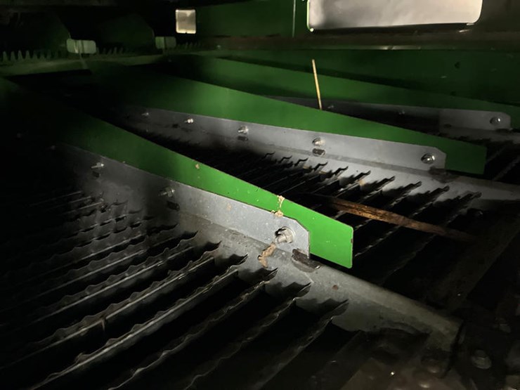 2017-john-deere-s680-image-56