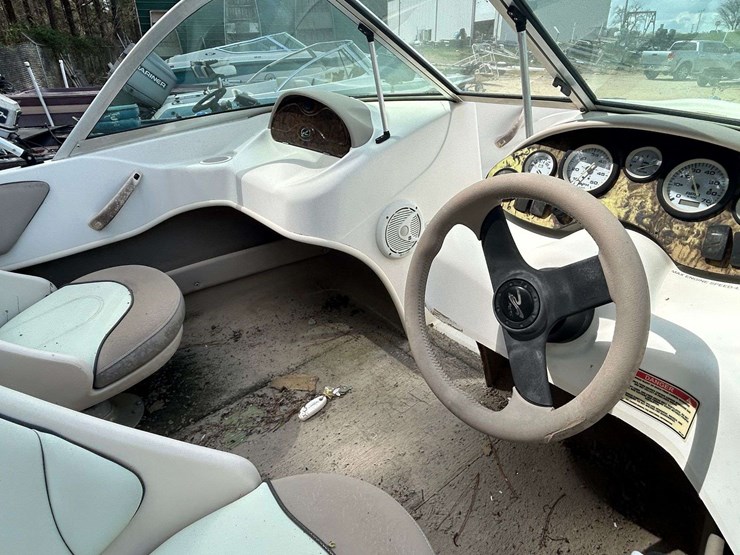 2002-sea-ray-176-ski-boat-image-13