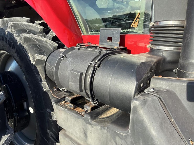 2011-case-ih-magnum-315-image-21