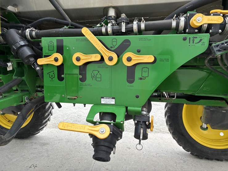 2021-john-deere-r4030-image-42