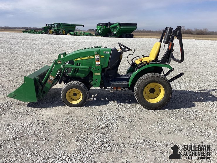 2012-john-deere-2320-image-8