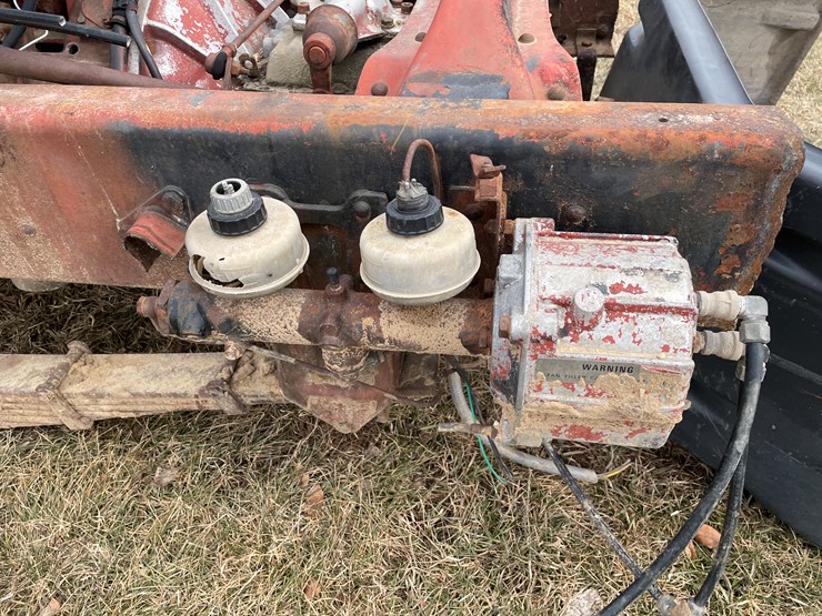 #4226-•-mack-midliner-6-cylinder-diesel-engine-image-19