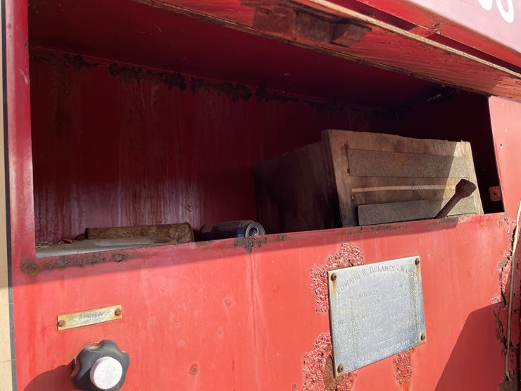 1951-mack-fire-apparatus-image-24