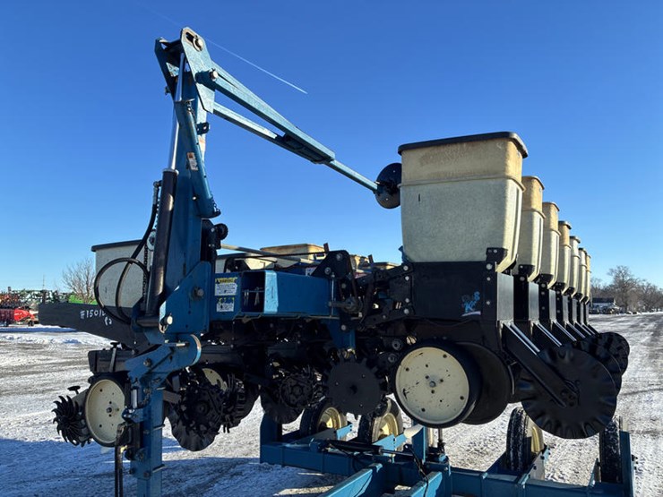 1999-kinze-2500-image-61