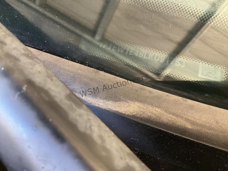 2020-ford-f150-image-14