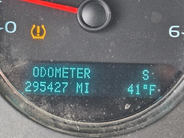 2013-gmc-sierra-2500-image-20