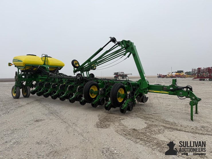 2009-john-deere-1770nt-ccs-image-3
