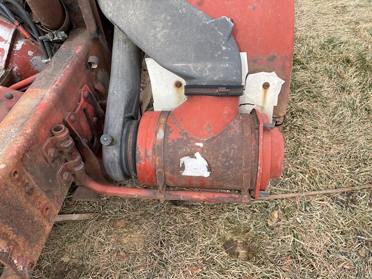 #4226-•-mack-midliner-6-cylinder-diesel-engine-image-16