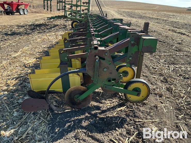 john-deere-885-image-4