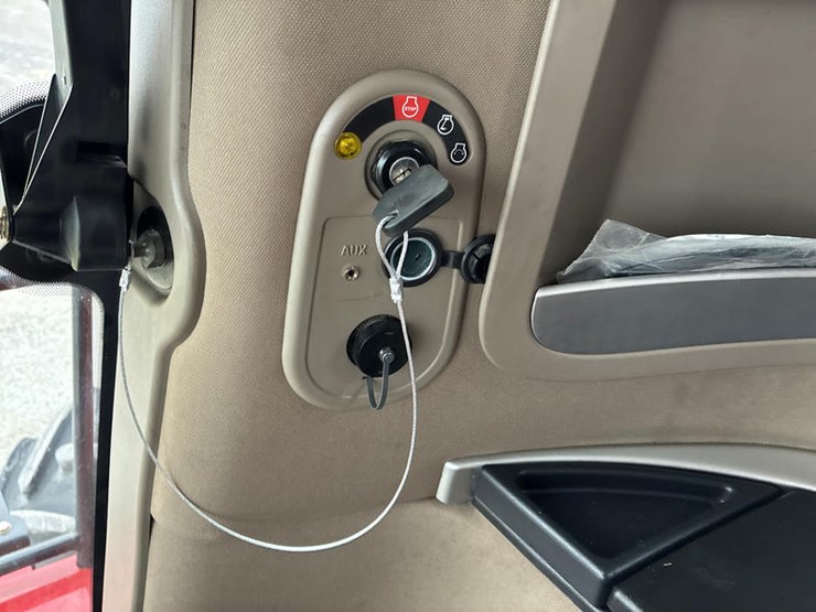 2024-case-ih-8250-image-103