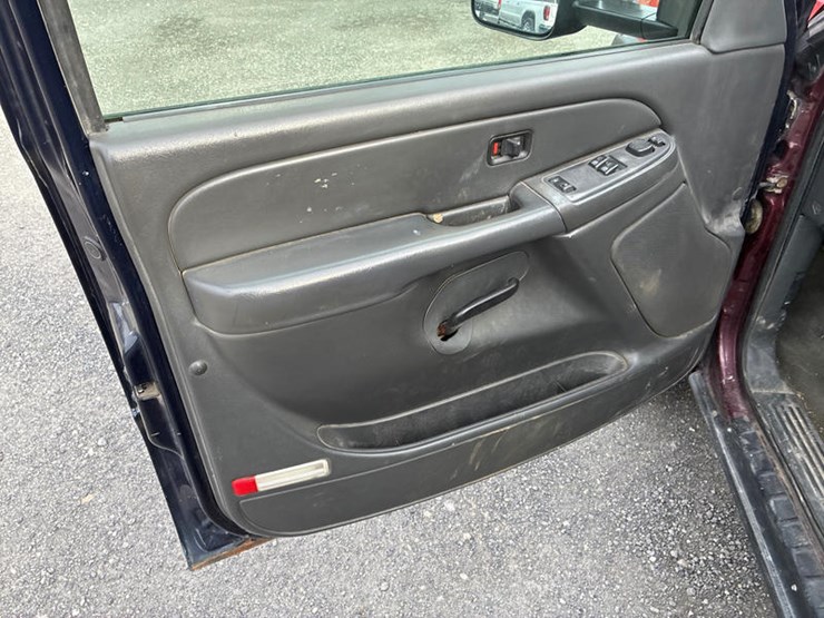 2003-chevrolet-silverado-1500-image-24