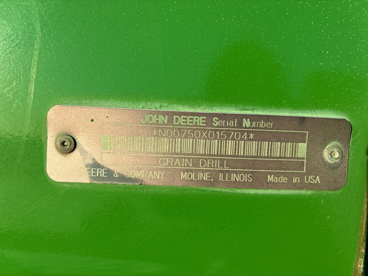 john-deere-750-image-2