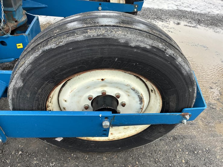 2010-kinze-3600-image-17