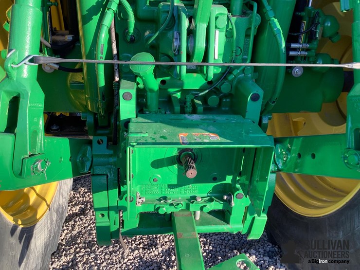 2014-john-deere-6170r-image-14