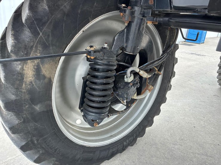 2015-case-ih-patriot-3340-image-55