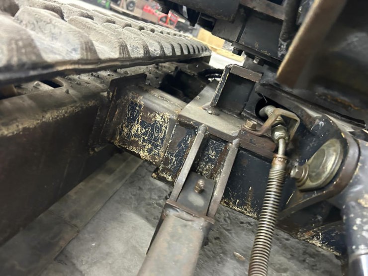 2016-kubota-k008-3-image-10