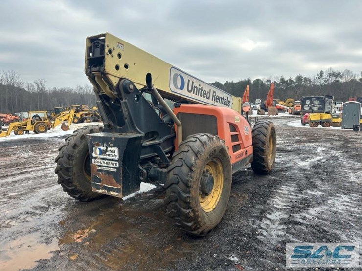 2015-jlg-g6-42a-image-5