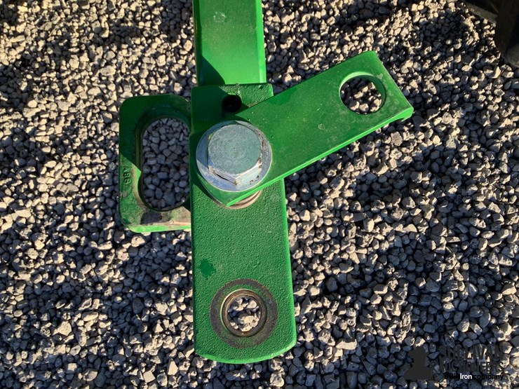 2014-john-deere-6170r-image-12