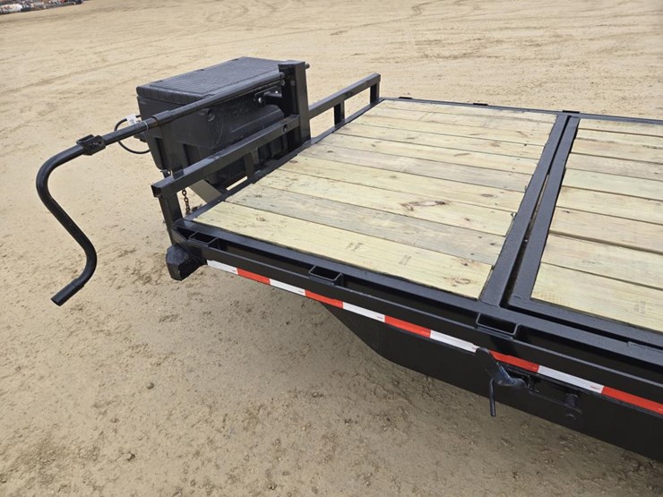 2015-big-tex-car-hauler-image-3