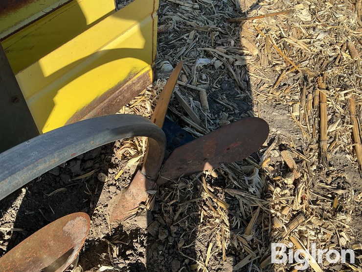 john-deere-885-image-12