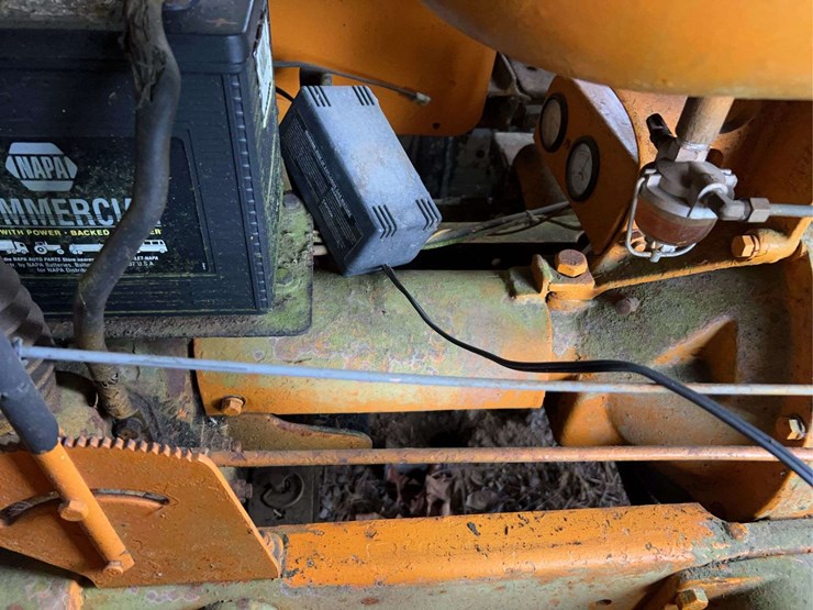 oliver-crawler-image-16