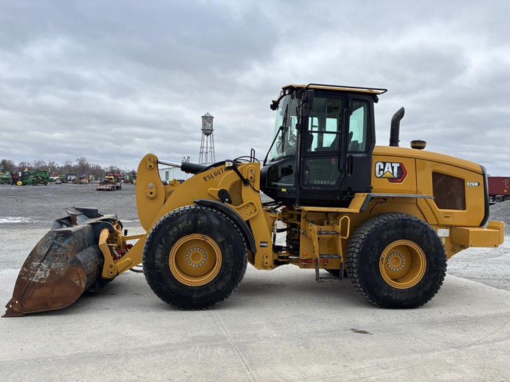 2021-caterpillar-926m-image-10