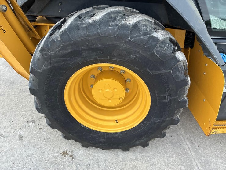 2020-john-deere-2020-image-55