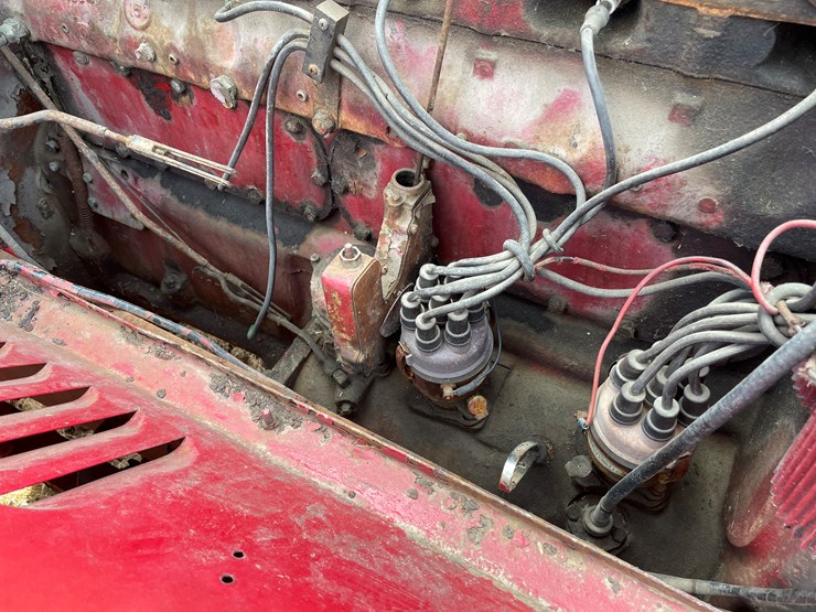 #4206-•-1951-mack-fire-truck-cab-and-chassis,-(no-title)-image-28