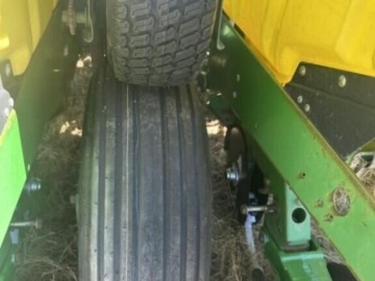 john-deere-1760-image-15
