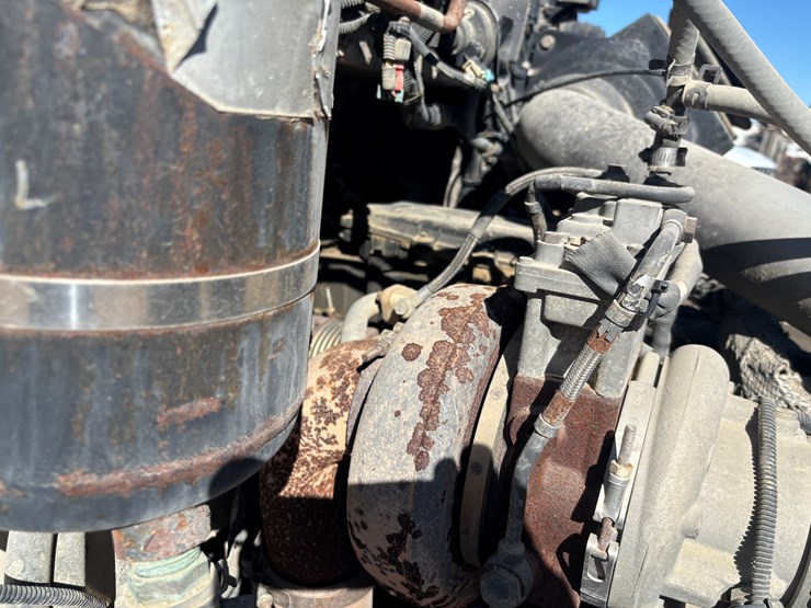 2009-peterbilt-340-image-25