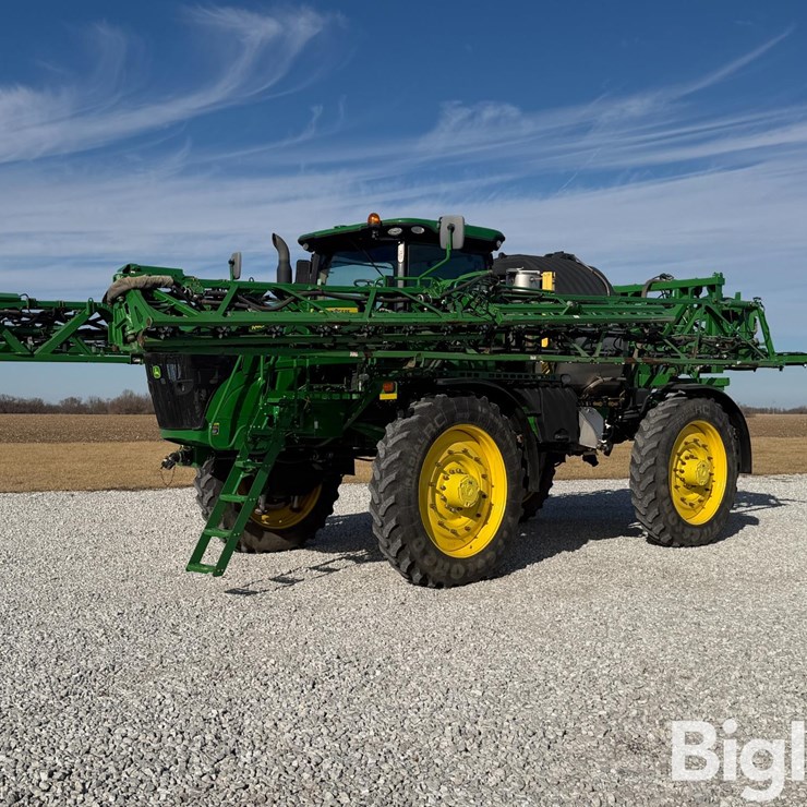 2019 JOHN DEERE R4045