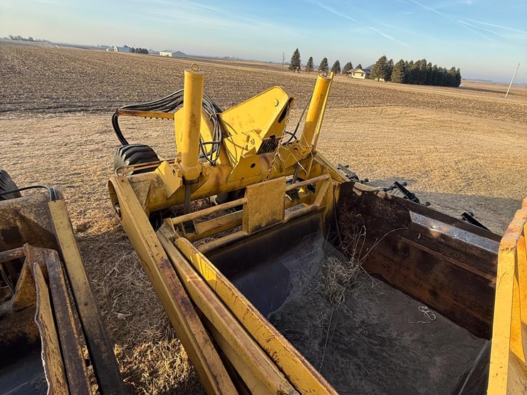 caterpillar-80-image-14