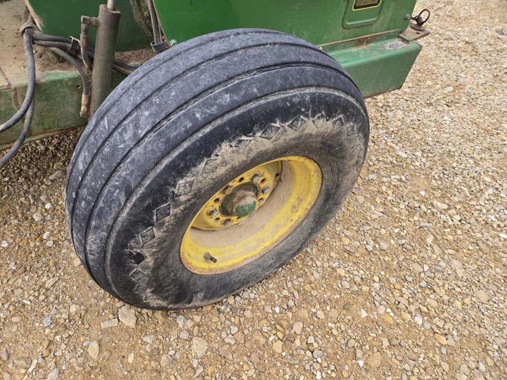 john-deere-3940-image-4
