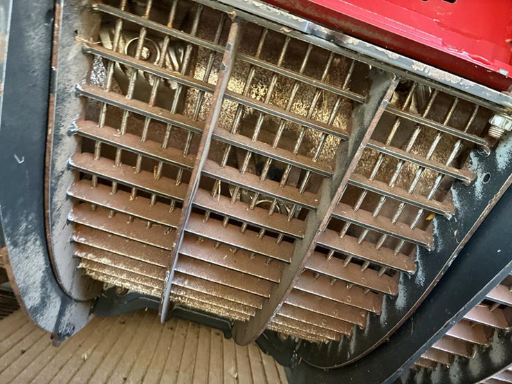 2010-case-ih-8120-image-82