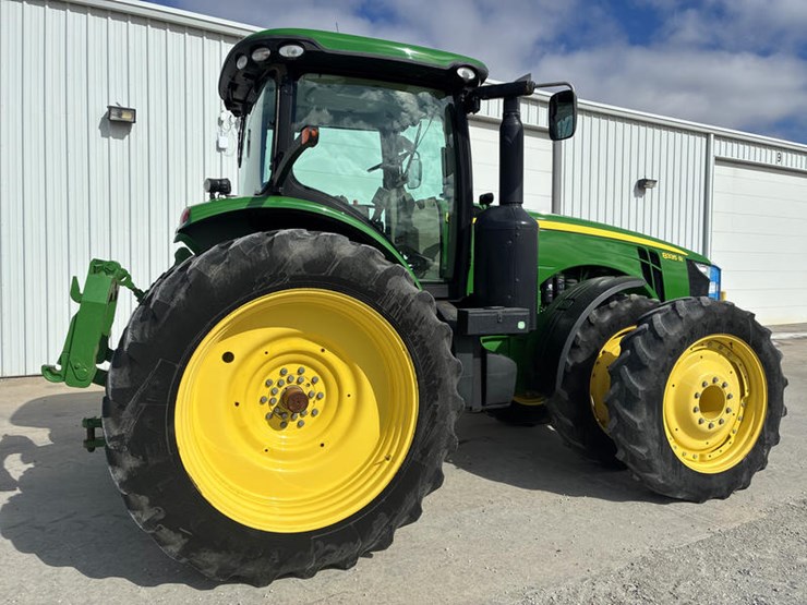 2013-john-deere-8335r-image-5