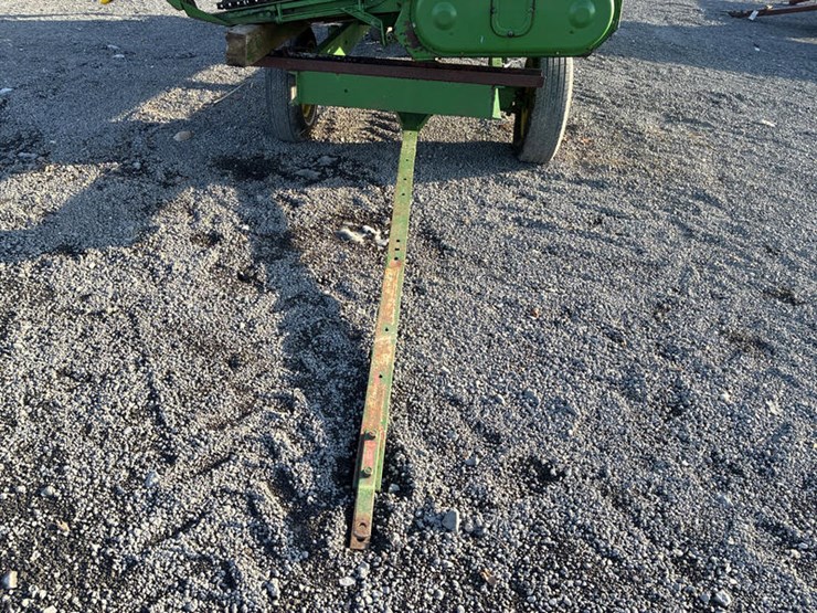 john-deere-7-image-2