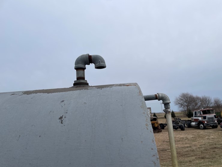 #4239-•-twin-basin-oil-dispensing-tank-image-9