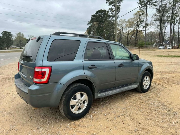 2012-ford-escape-xlt-image-10