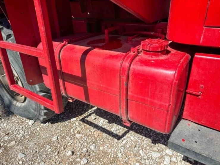 6x6-2-1/2-ton-truck-image-10