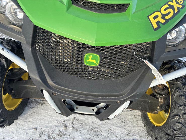 john-deere-gator-image-12