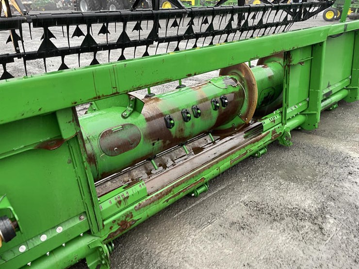 2014-john-deere-625f-image-10