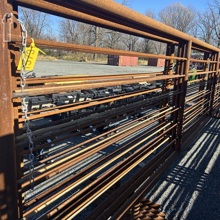 24' FREESTANDING GATES (QTY 5) 1573