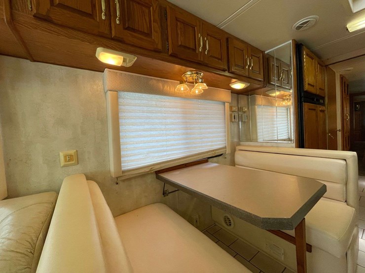 2000-holiday-rambler-"endeavor"-motorhome-(52,465-miles)-image-45
